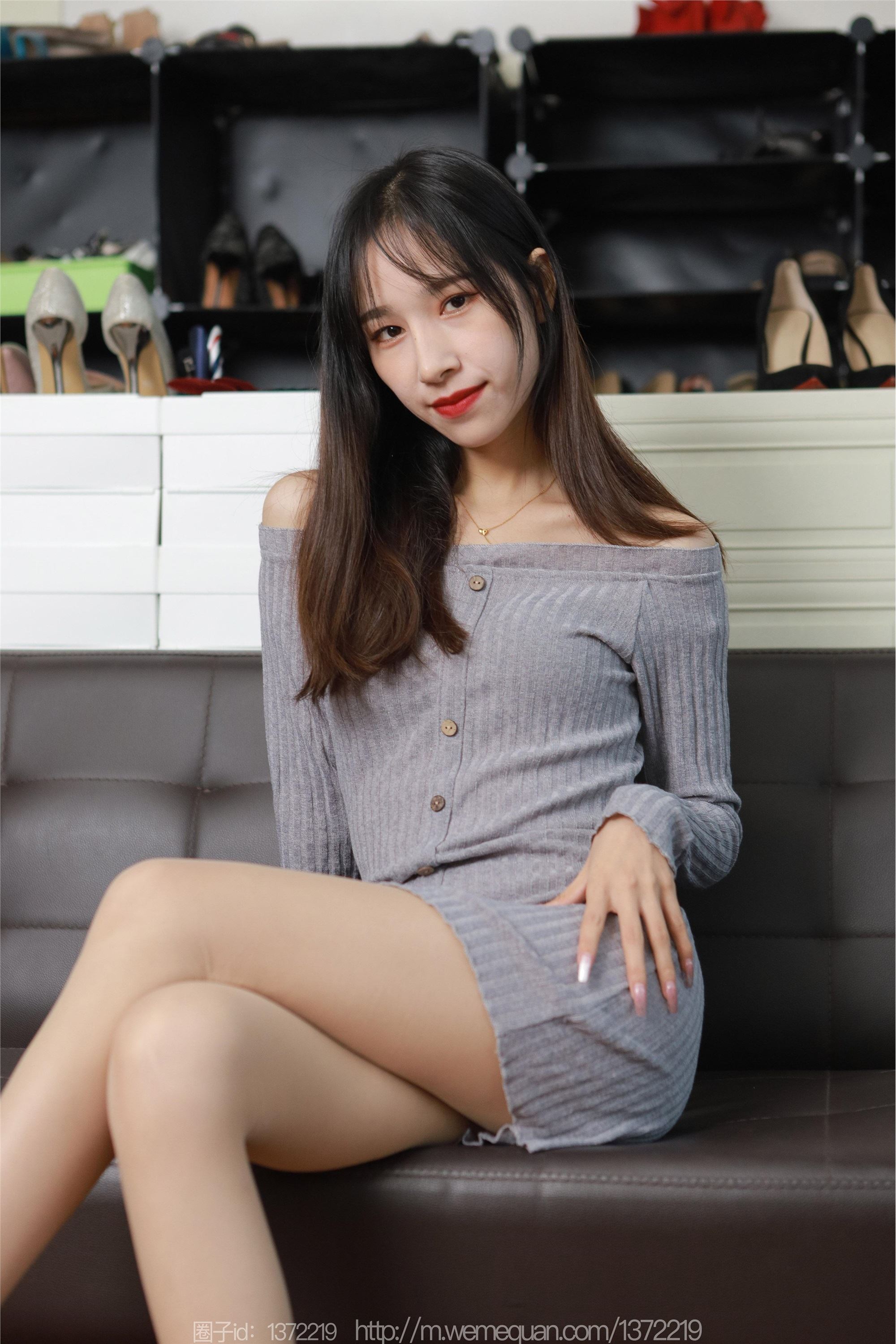 IESS异思趣向  2023.03.14 丝享家 1390 美子《纽扣包臀裙》